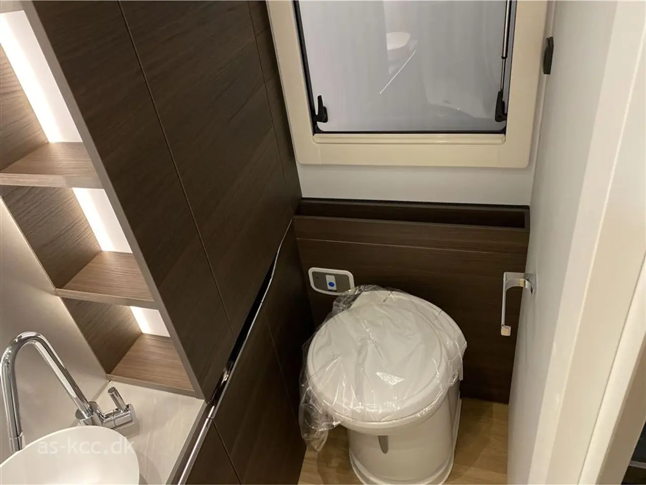 Billede 16 - 2027 - Adria Alpina 663 HT Twin Alde Centralvarme   Ny generation af Adria Alpina 663 HT