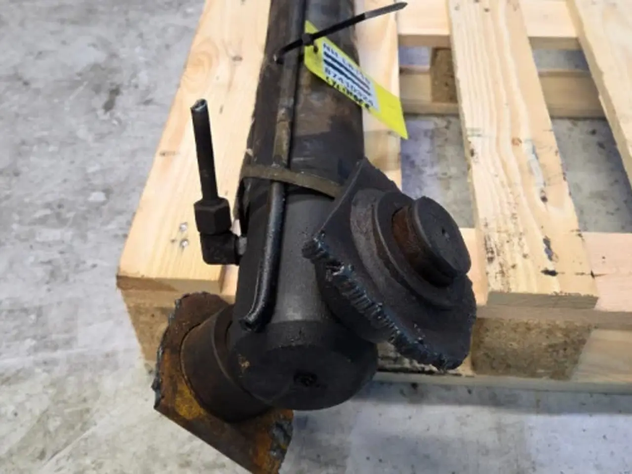 Billede 12 - New Holland LB110 Cylinder 87410324