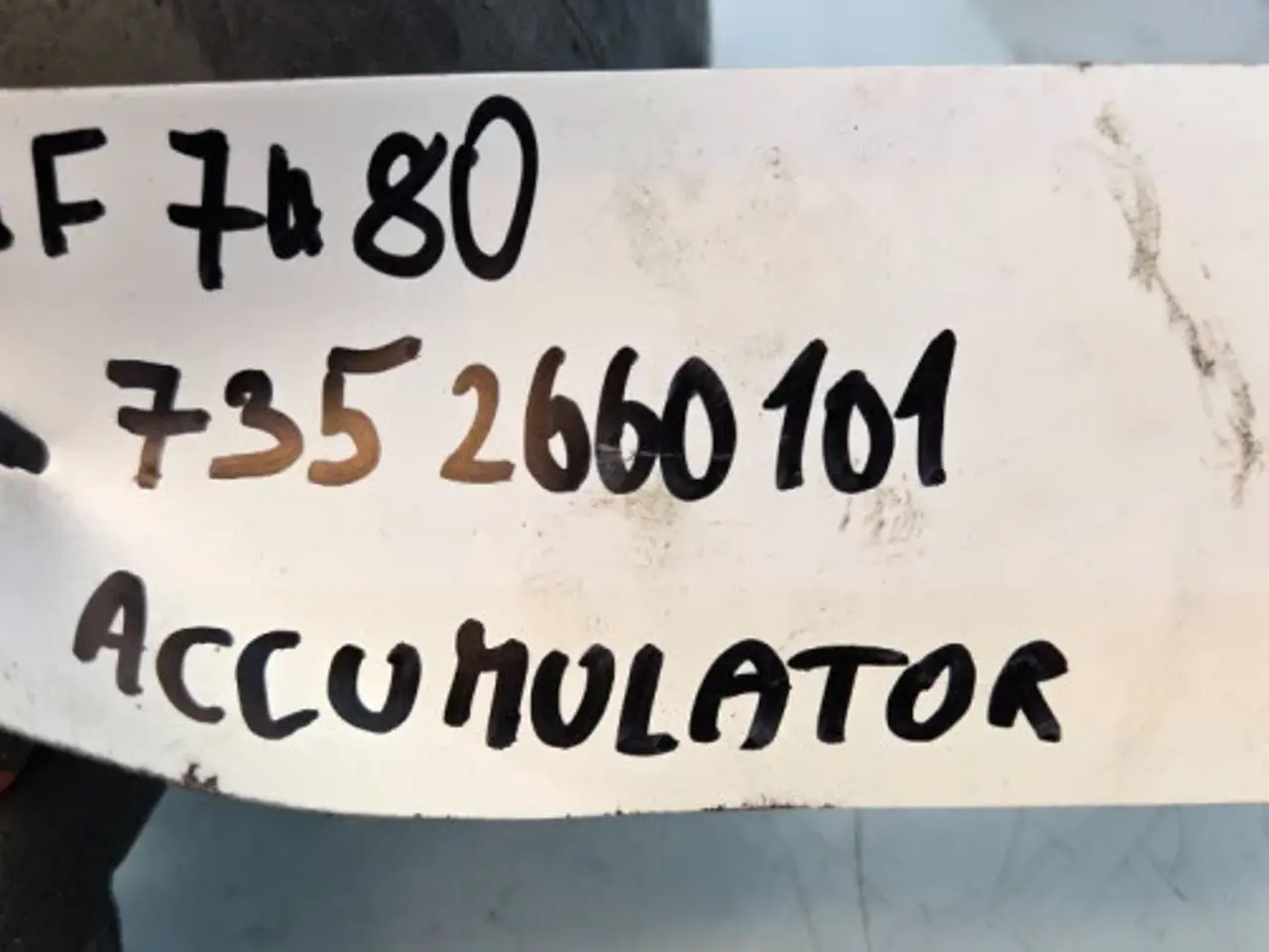 Billede 8 - Massey Ferguson 7480 Akkumulator 7352660101