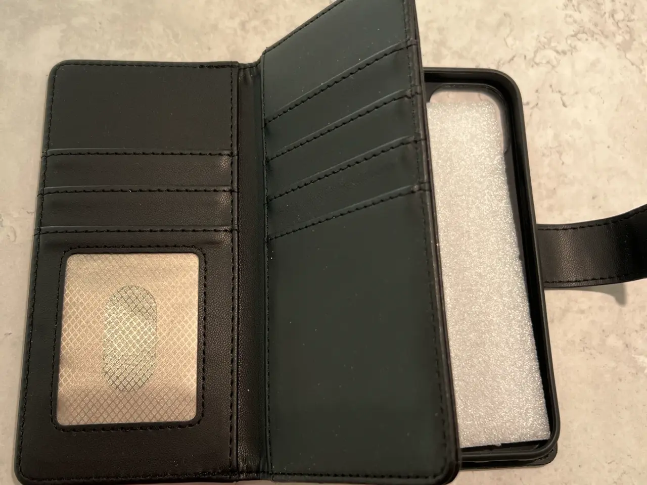 Billede 2 - Mobil Cover I Phone 13 mini sælges
