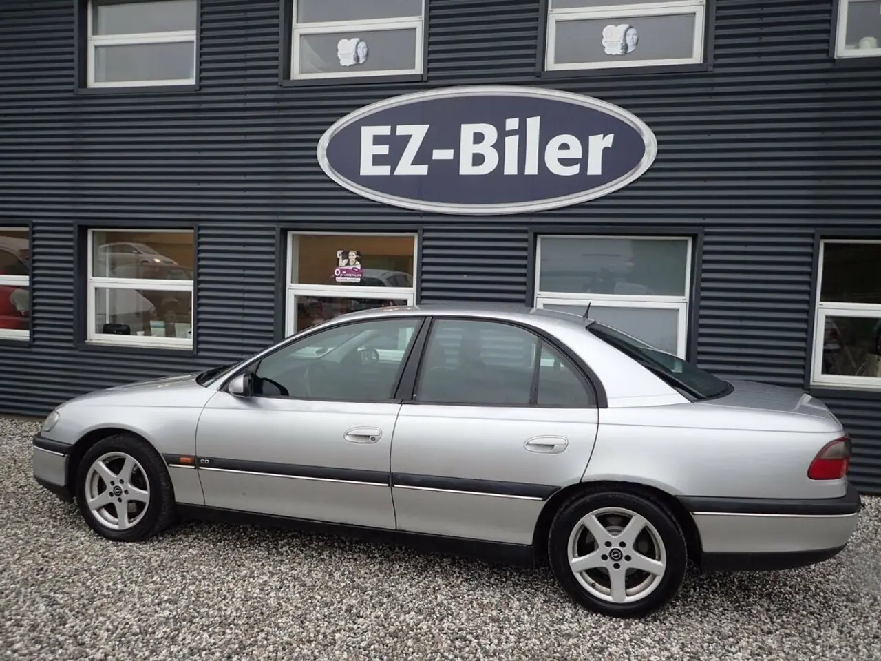 Billede 7 - Opel Omega 2,0 16V aut. 136HK Stc
