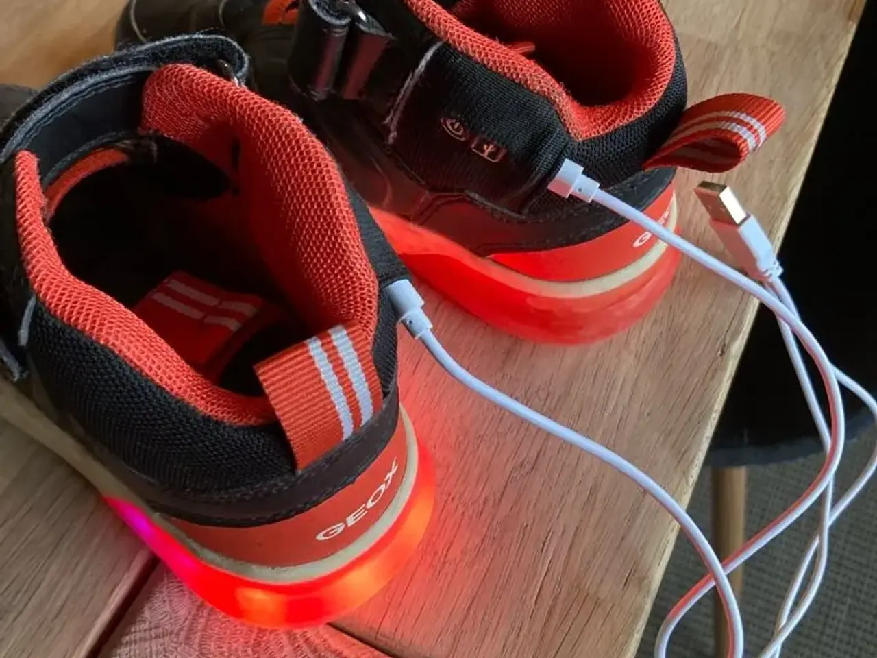 Billede 1 - Geox blinkesko