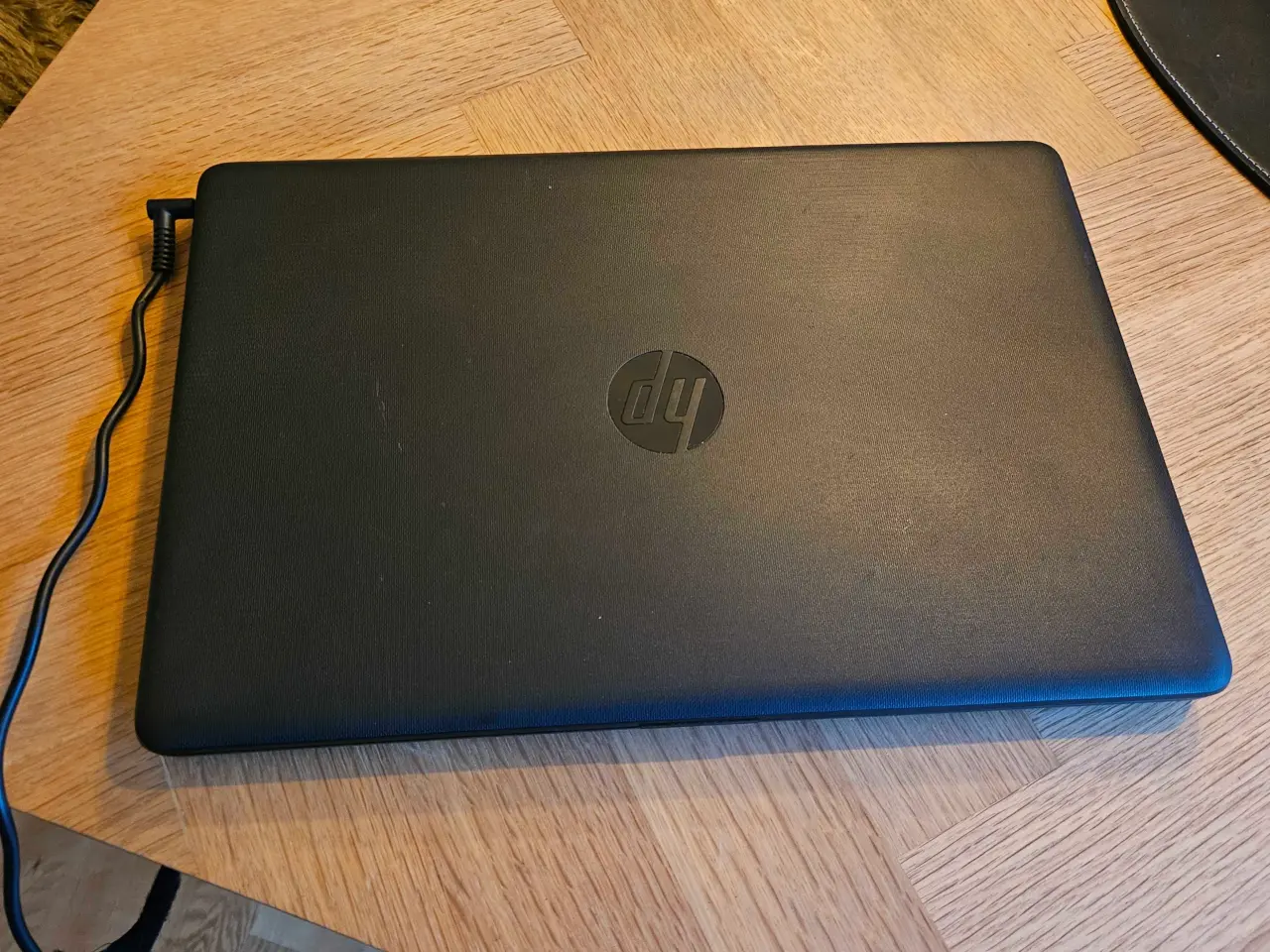 Billede 1 - Hp b4v599n desktop Fungerer 100% pæn og velholdt
