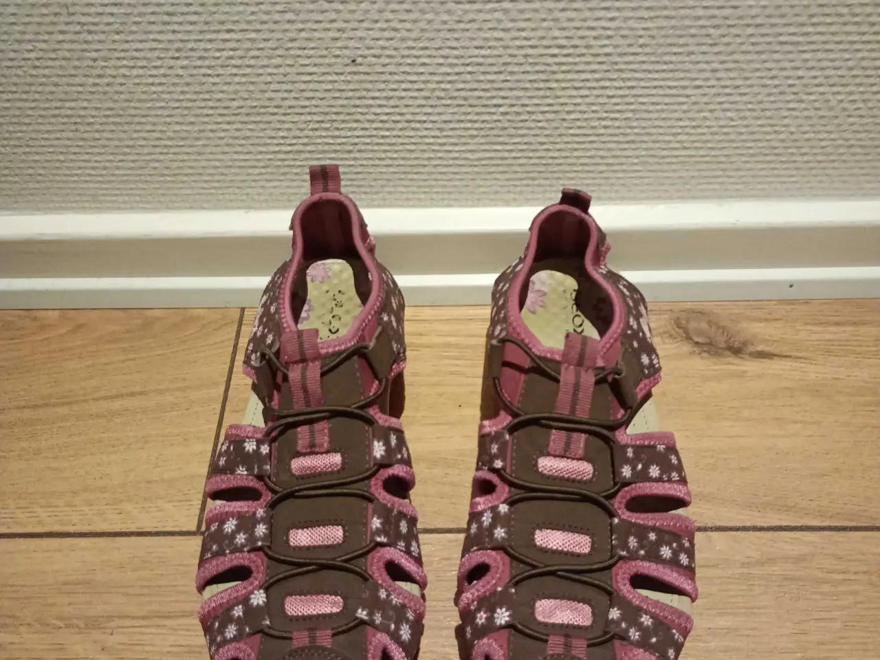 Billede 1 - Damesandaler med elastik, GEOX, str. 40.