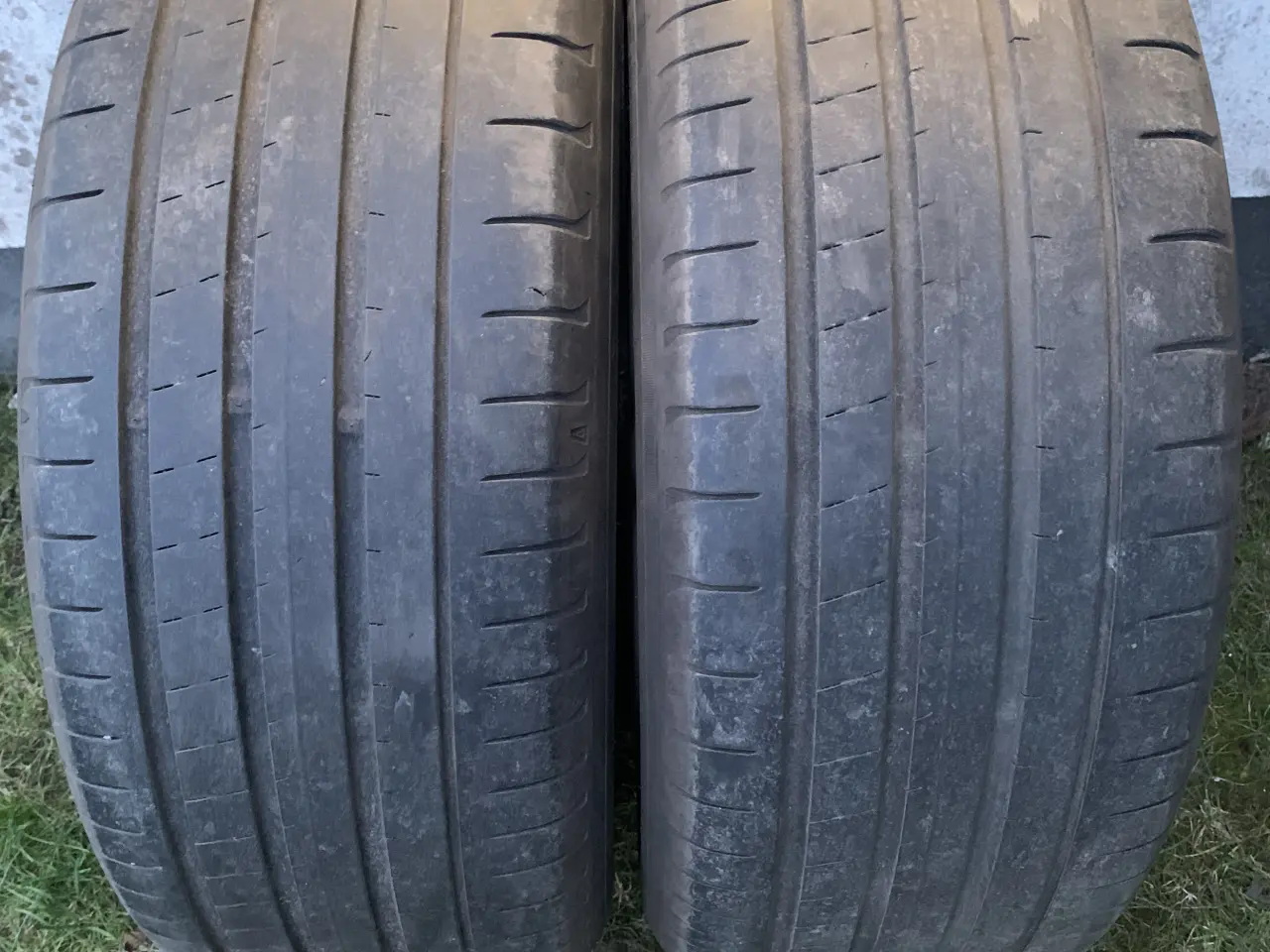 Billede 1 - 255/45-20 Yokohama sommerdæk 