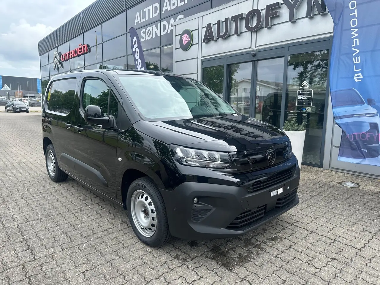 Billede 2 - Peugeot Partner 1,5 BlueHDi 130 L1V1 Plus EAT8 Van