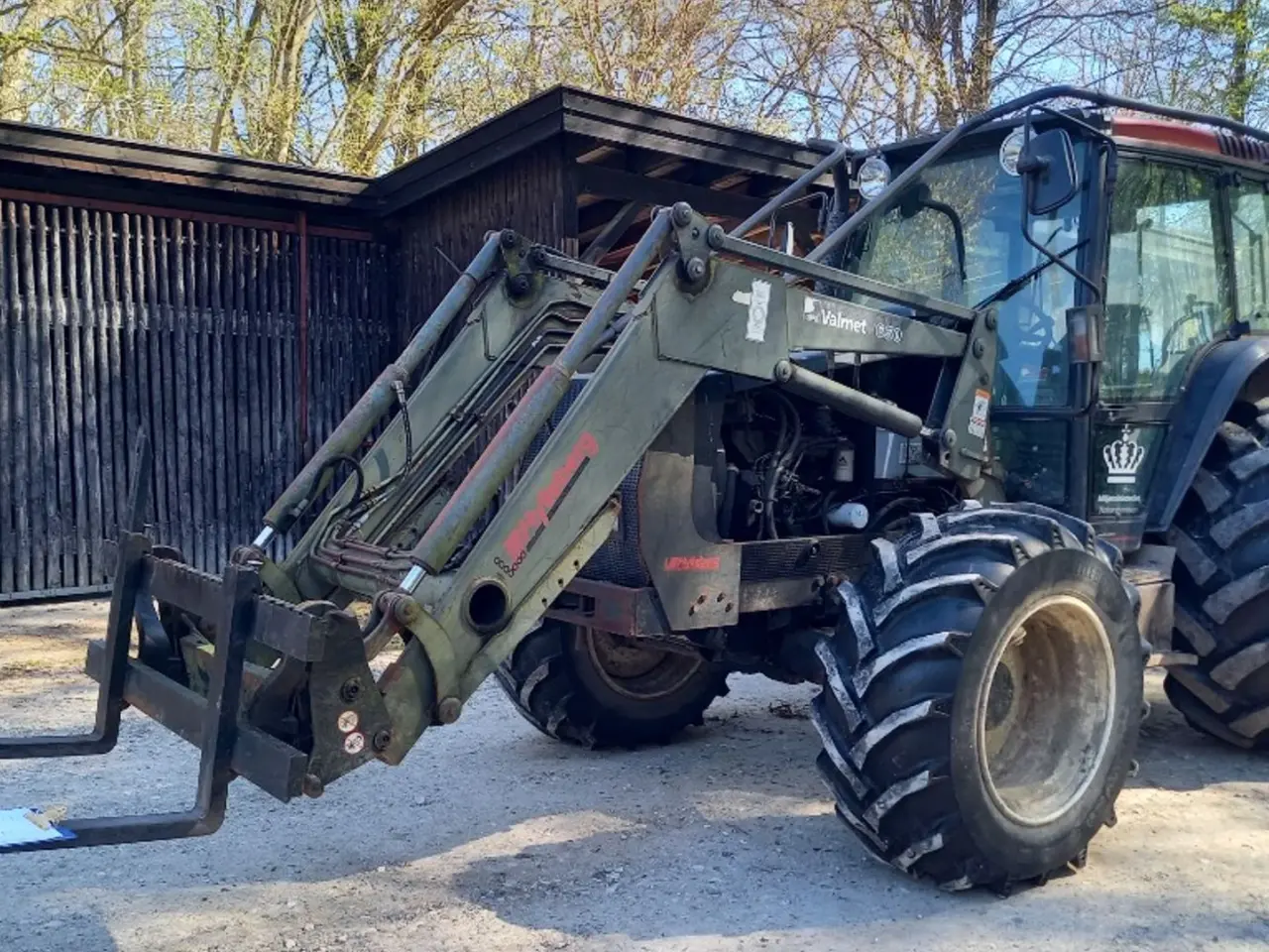 Billede 1 - Valmet 6400 4x4 med frontlæsser & skovudstyr