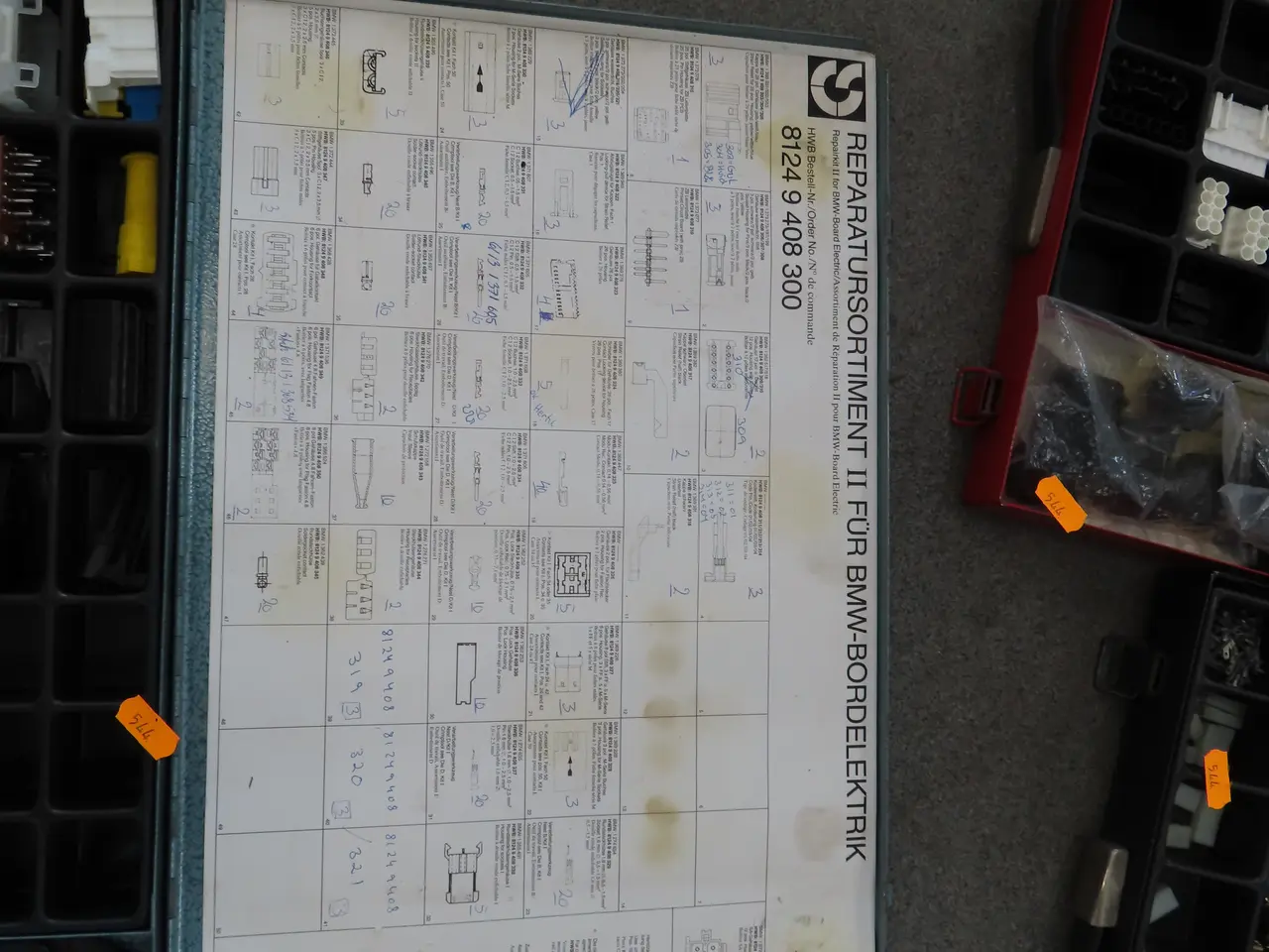 Billede 4 - 3 stk. Sortimentskasser med indhold