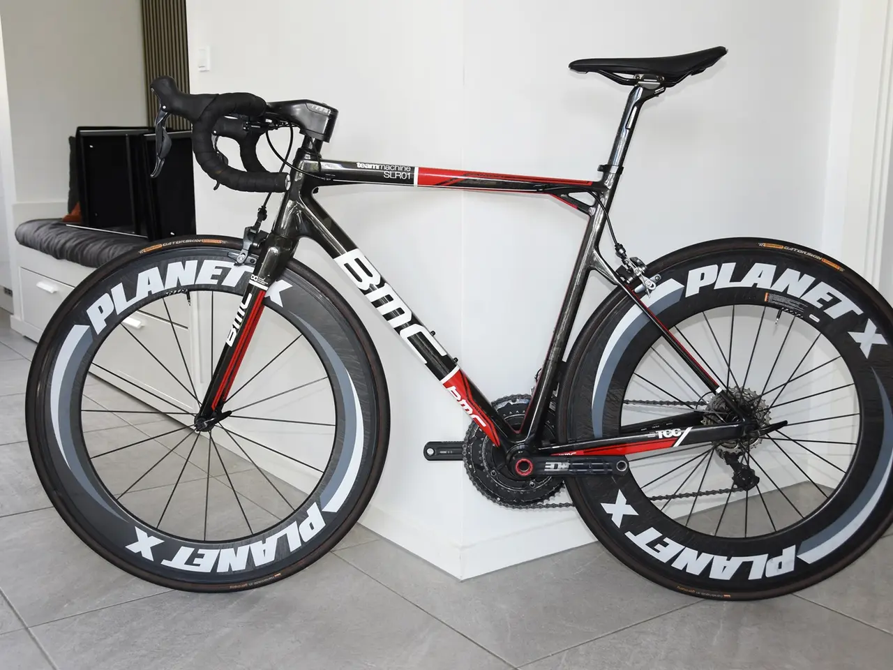 Billede 1 - carbon racercykel med elektronisk gear