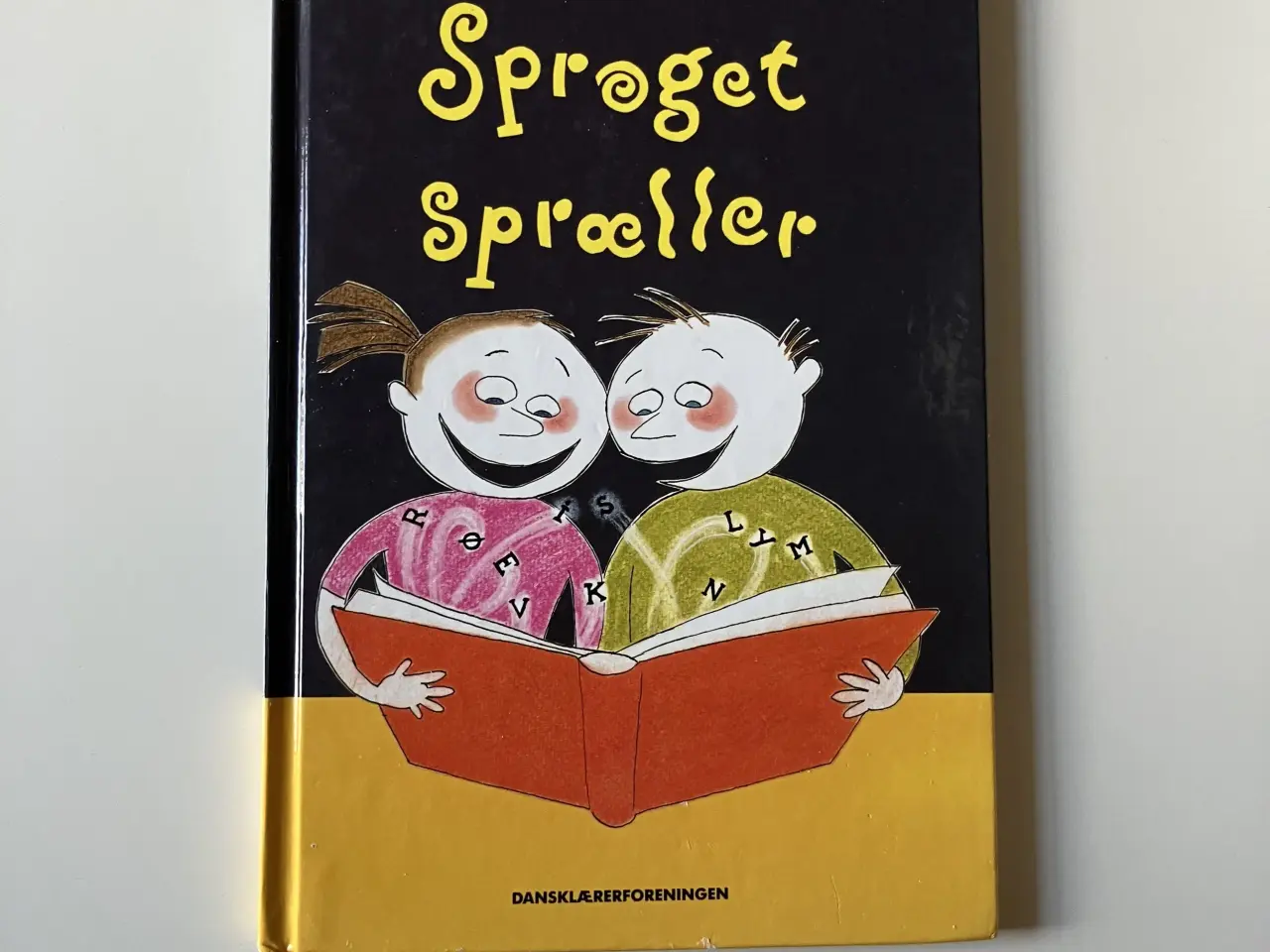 Billede 1 - Sproget spræller. Af Erik Skøtt Andersen, Dina Gel