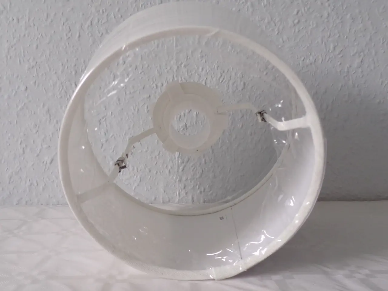 Billede 3 - 2 hvide Skottorp lampeskærme 19 cm fra IKEA