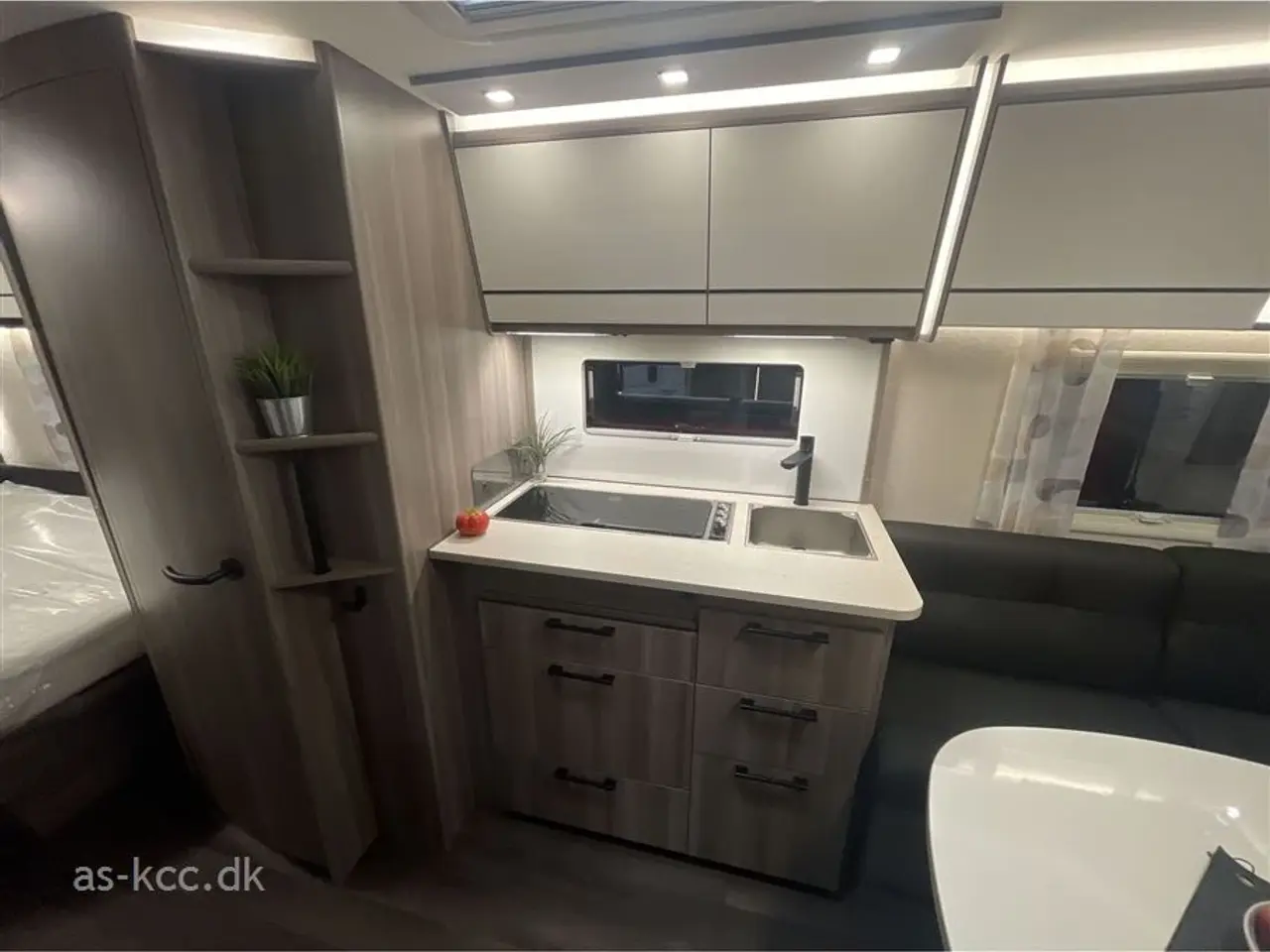 Billede 5 - 2026 - Kabe Estate 560 GLE B14