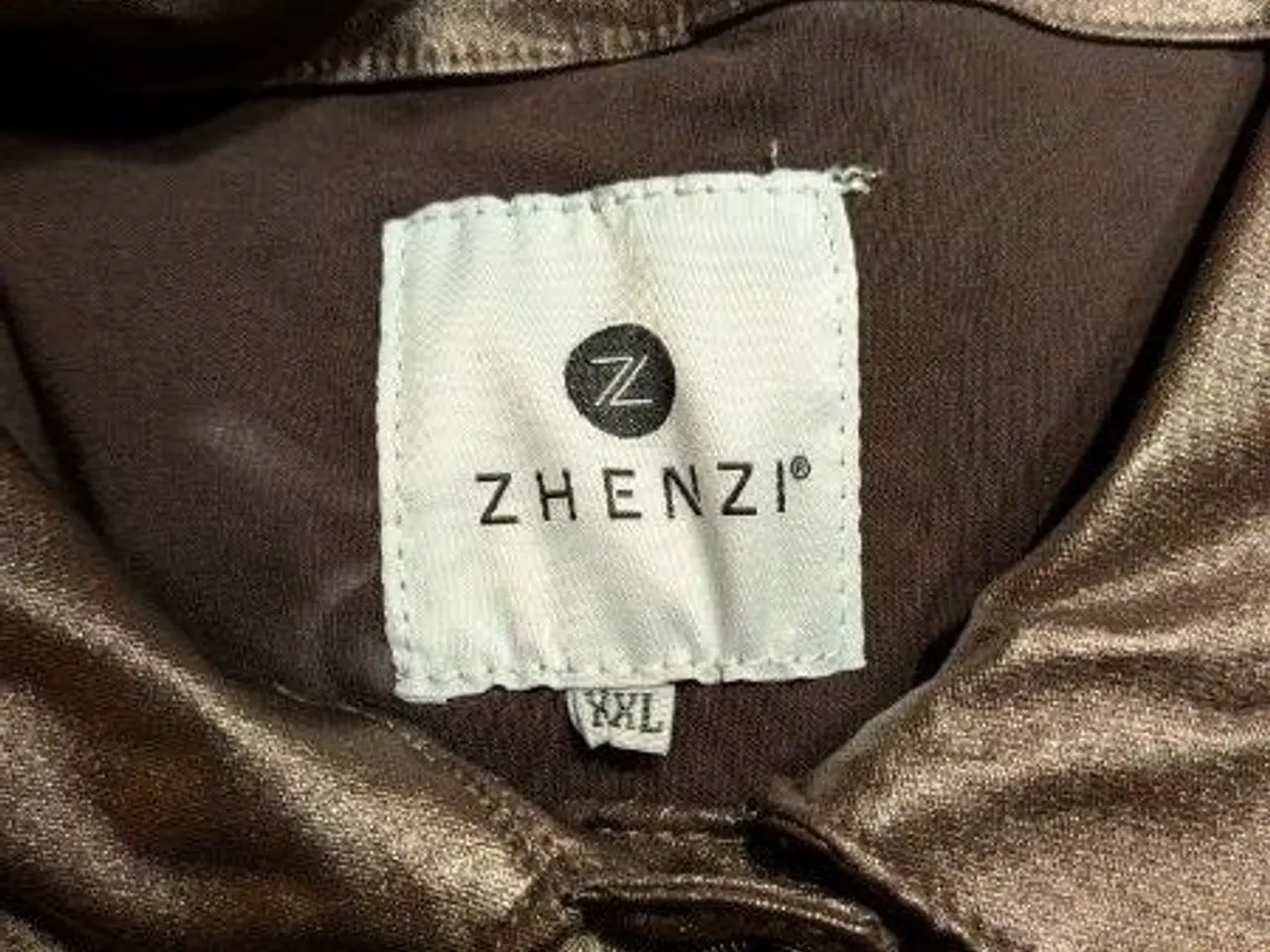 Billede 2 - Helt ny Zhenzi jakke sælges