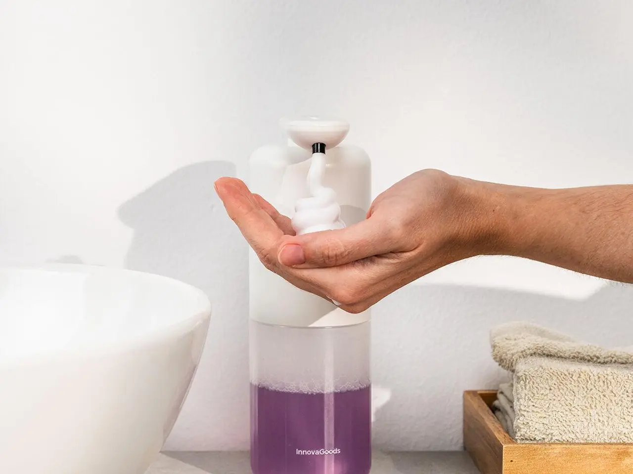 Billede 1 - Sæbedispenser med skum og sensor - Bitefom, genopladelig 350 ml