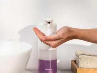 Sæbedispenser med skum og sensor - Bitefom, genopladelig 350 ml