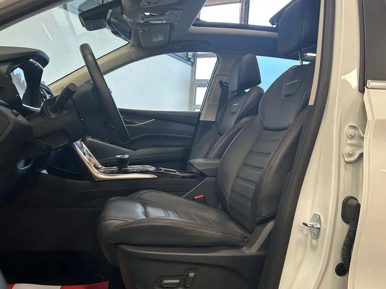 Billede 9 - Maxus Euniq6 70