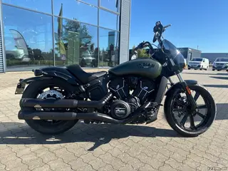 Indian Scout Rouge