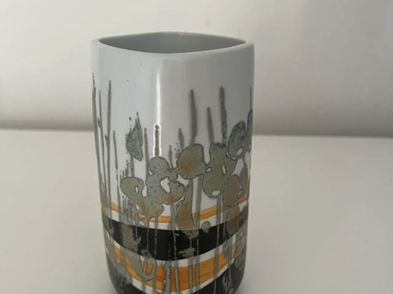 Billede 1 -  Smuk Royal Copenhagen Siena/Baca fajance vase