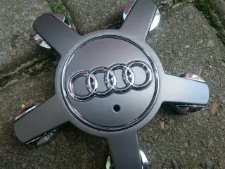 Nye Audi navkapsler