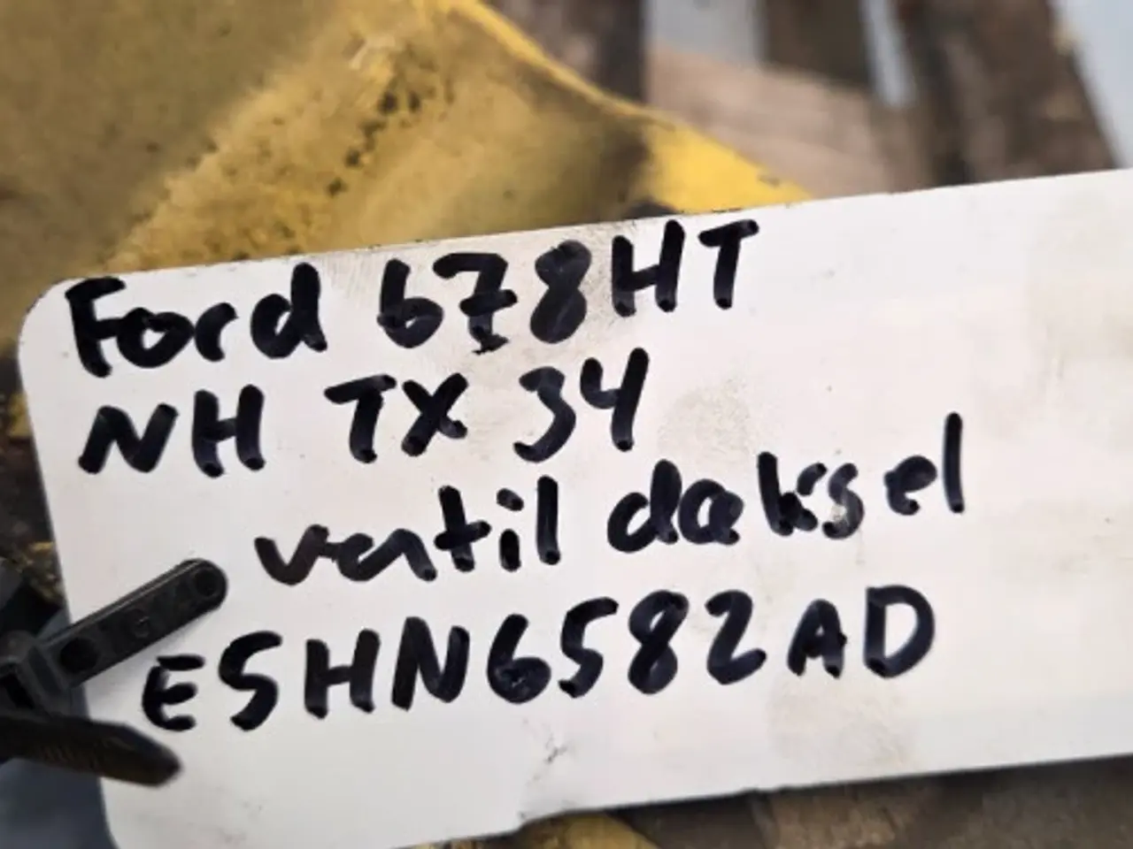 Billede 17 - Ford 678HT Dæksel E5HN6582AD