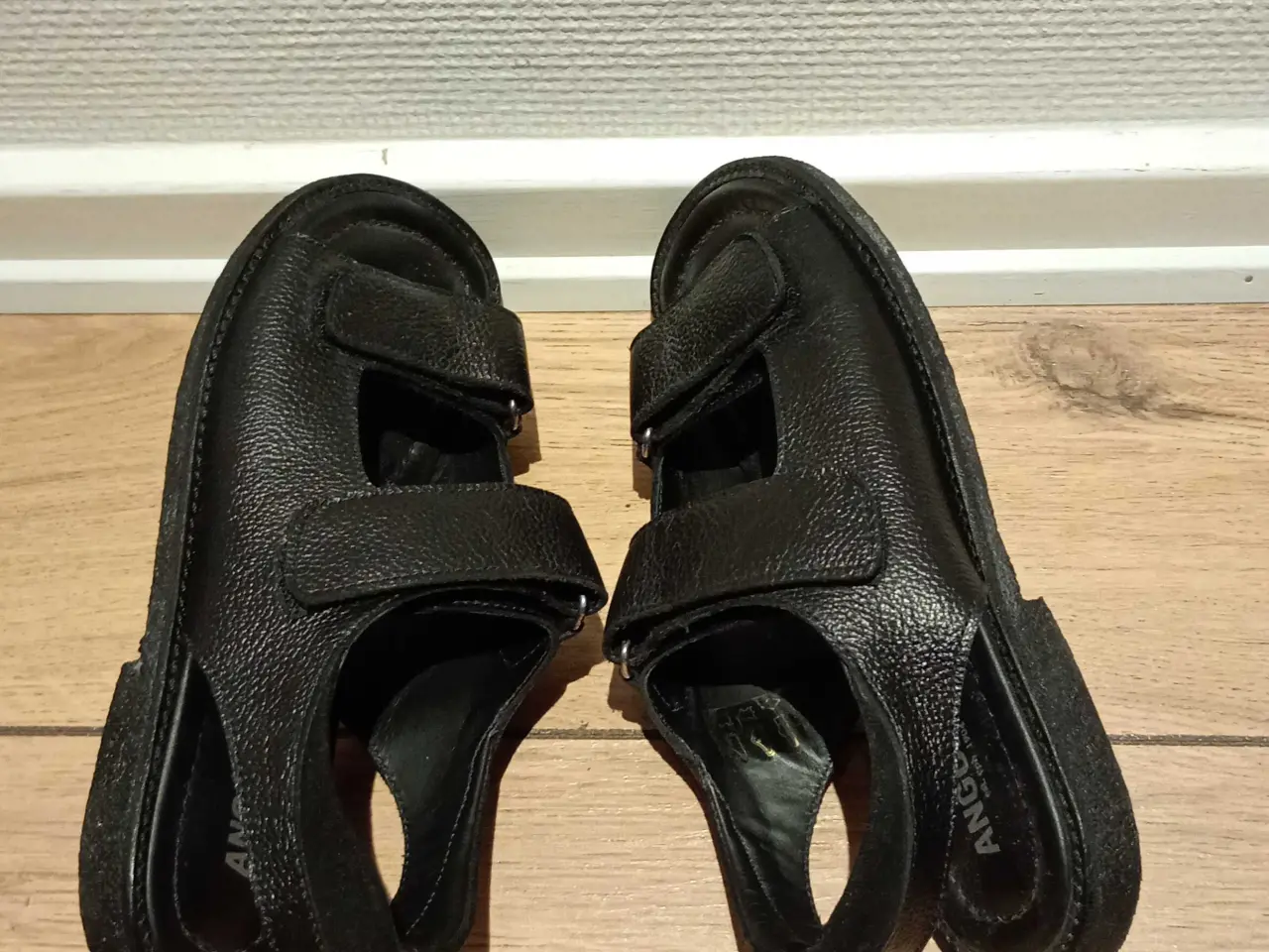Billede 2 - Damesandaler med Velcro, ANGULUS, skind, str. 36.