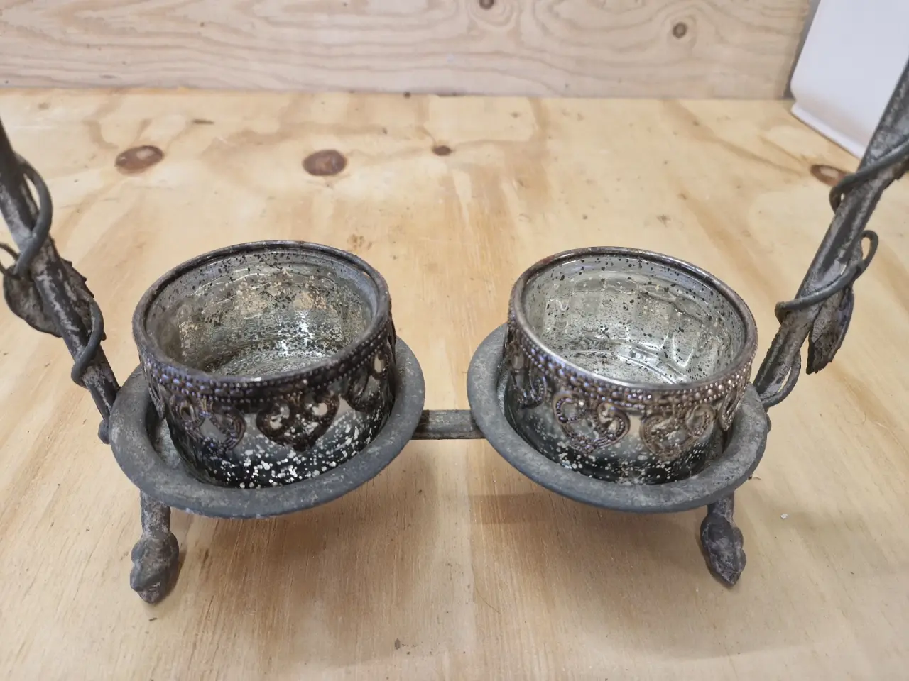Billede 5 - Vintage smedejernslysestage med 2 glasholdere 