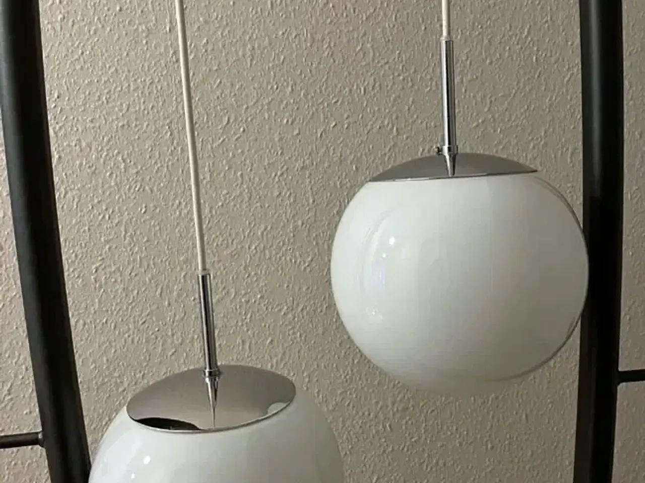 Billede 1 - To pendel loftslamper - 20 cm