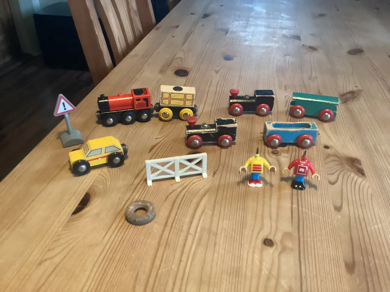 Billede 12 - Masser Af Brio Legesager.