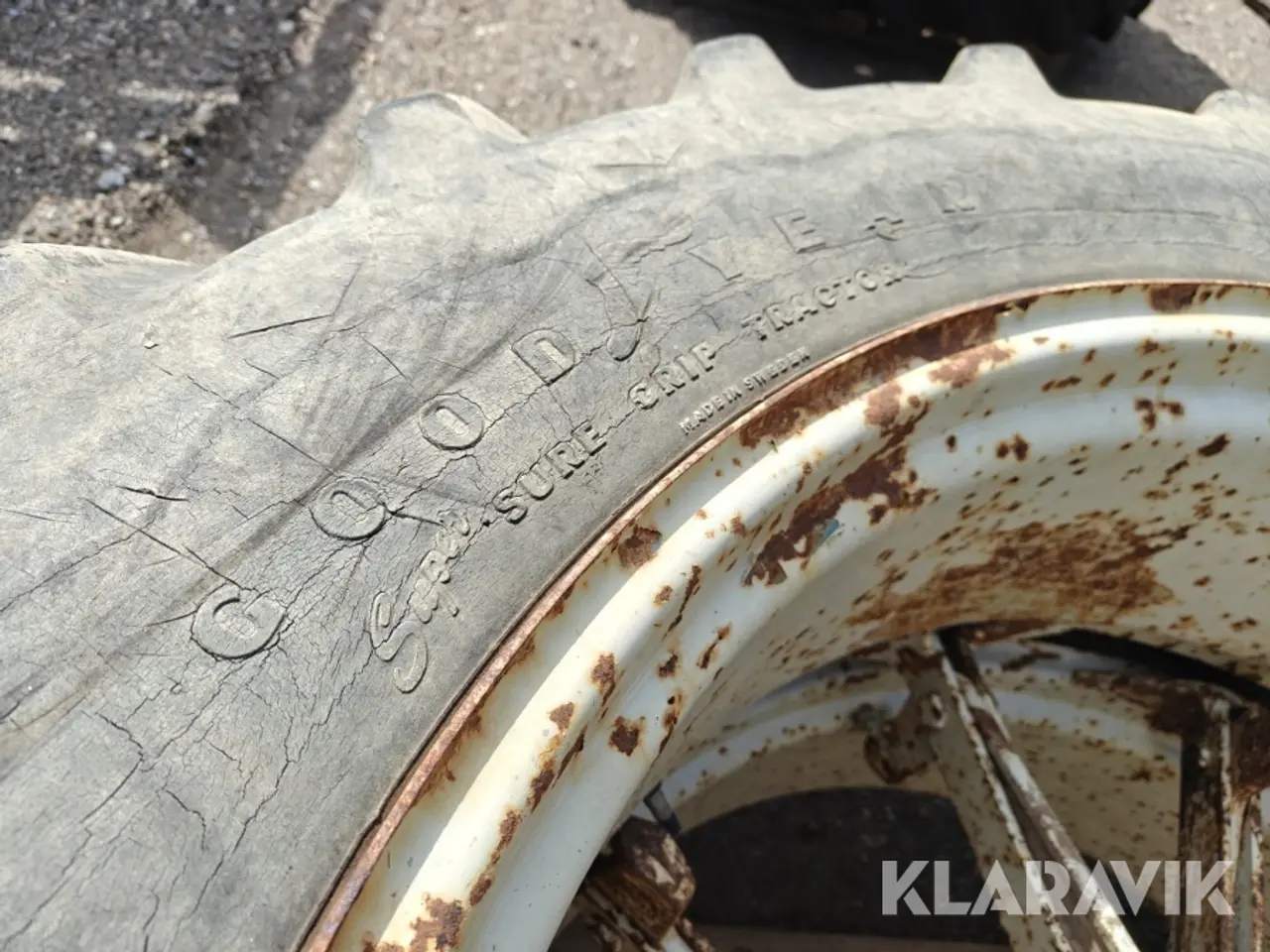 Billede 2 - Tvillinghjul Goodyear 14.9 R38 2 styk