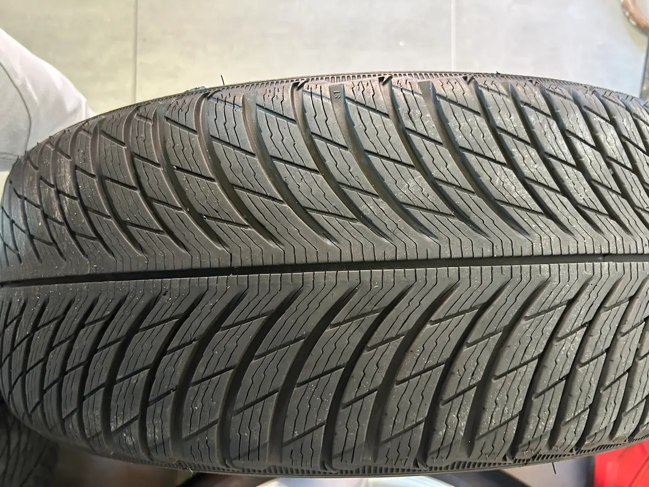 Billede 5 - Michelin Pilot Alpin vinterhjul str. 225/55 R 18