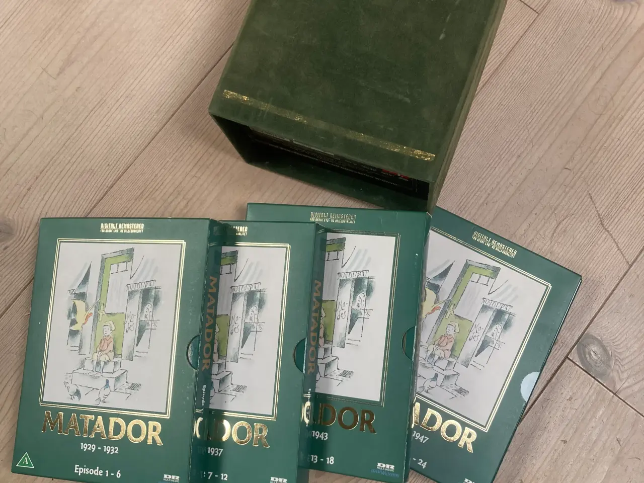 Billede 1 - MATADOR på DVD, NU halv PRIS!