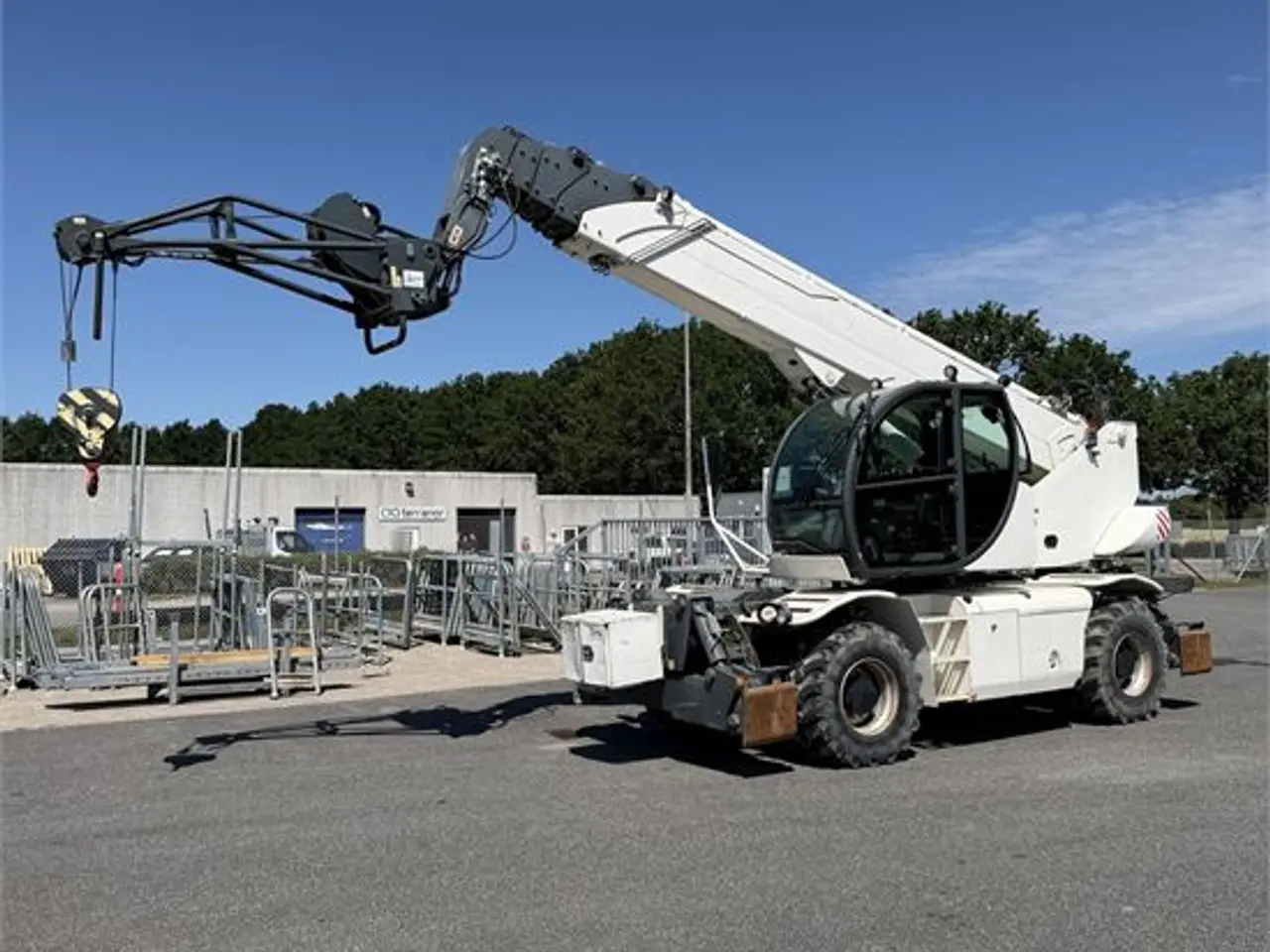 Billede 2 - Magni RTH 5.30 S / Manitou MRT 3050 - 30 m  -  roterende teleskoplæsser / rotating telescopic handler