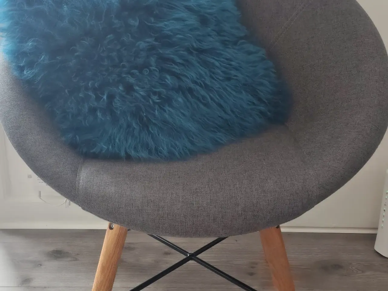 Billede 1 - Flot rund stol