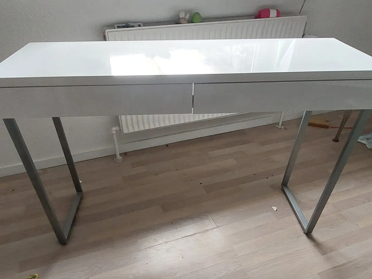 Billede 1 - Skrivebord