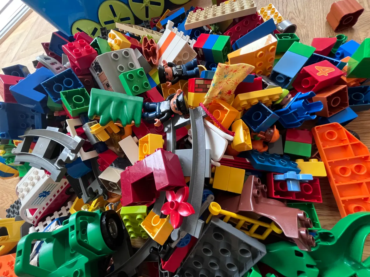 Billede 3 - Kæmpe LEGO DUPLO pakke – 7 kg