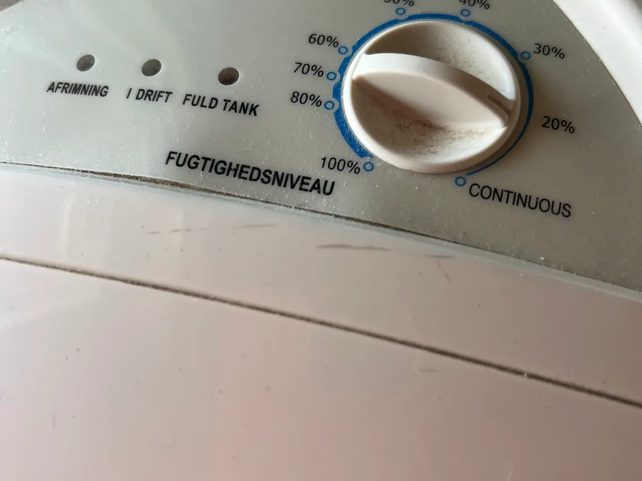 Billede 2 - Affugter med indstilling af fugtighednuveau