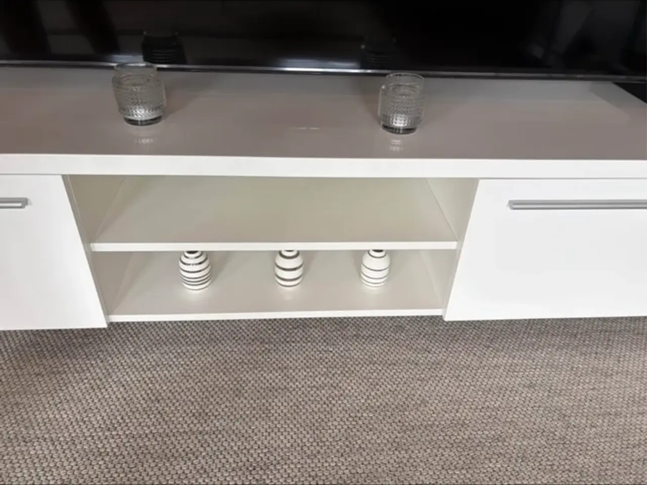 Billede 5 - TV møbel
