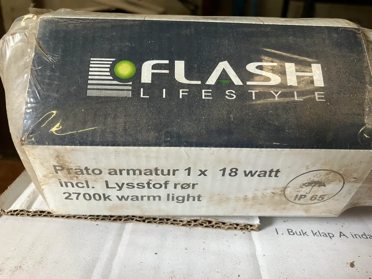 Billede 2 - Armatur 18 Watt