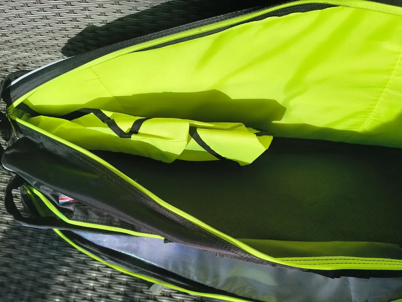 Billede 5 - NY FORZA TENNIS/BADMINTON BAG, MED THERMORUM