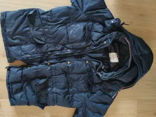 Moncler vinterjakker lynlås defekt