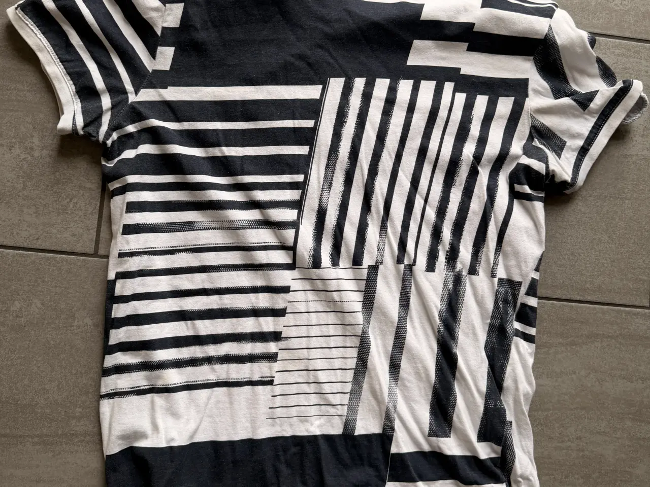 Billede 1 - T-shirt, italia, str. L