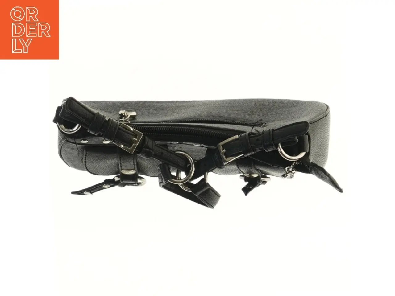 Billede 3 - Sort skuldertaske med nitter (str. 10x6x21 cm)
