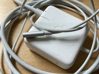 60w Magsafe Power Adapter