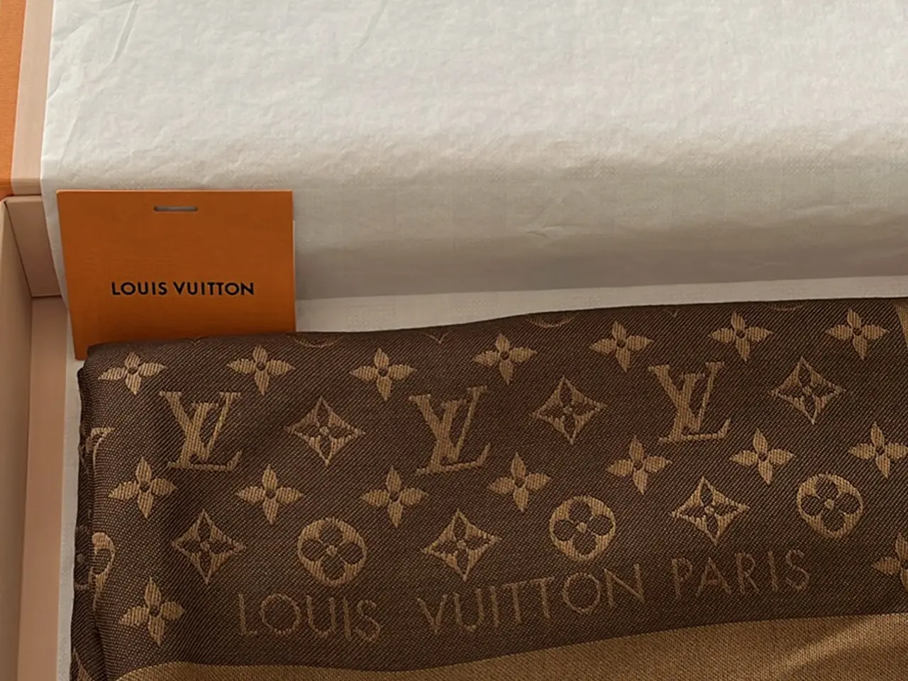 Billede 1 - Louis Vuitton tørklæde kvittering medfølger