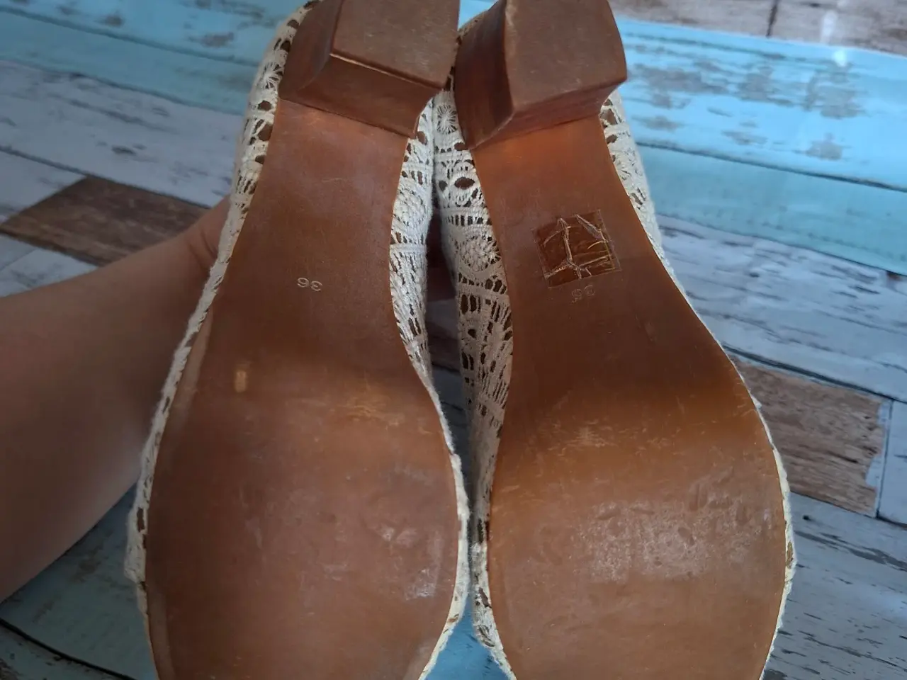 Billede 3 - Jeffrey Campbell - bud modtages