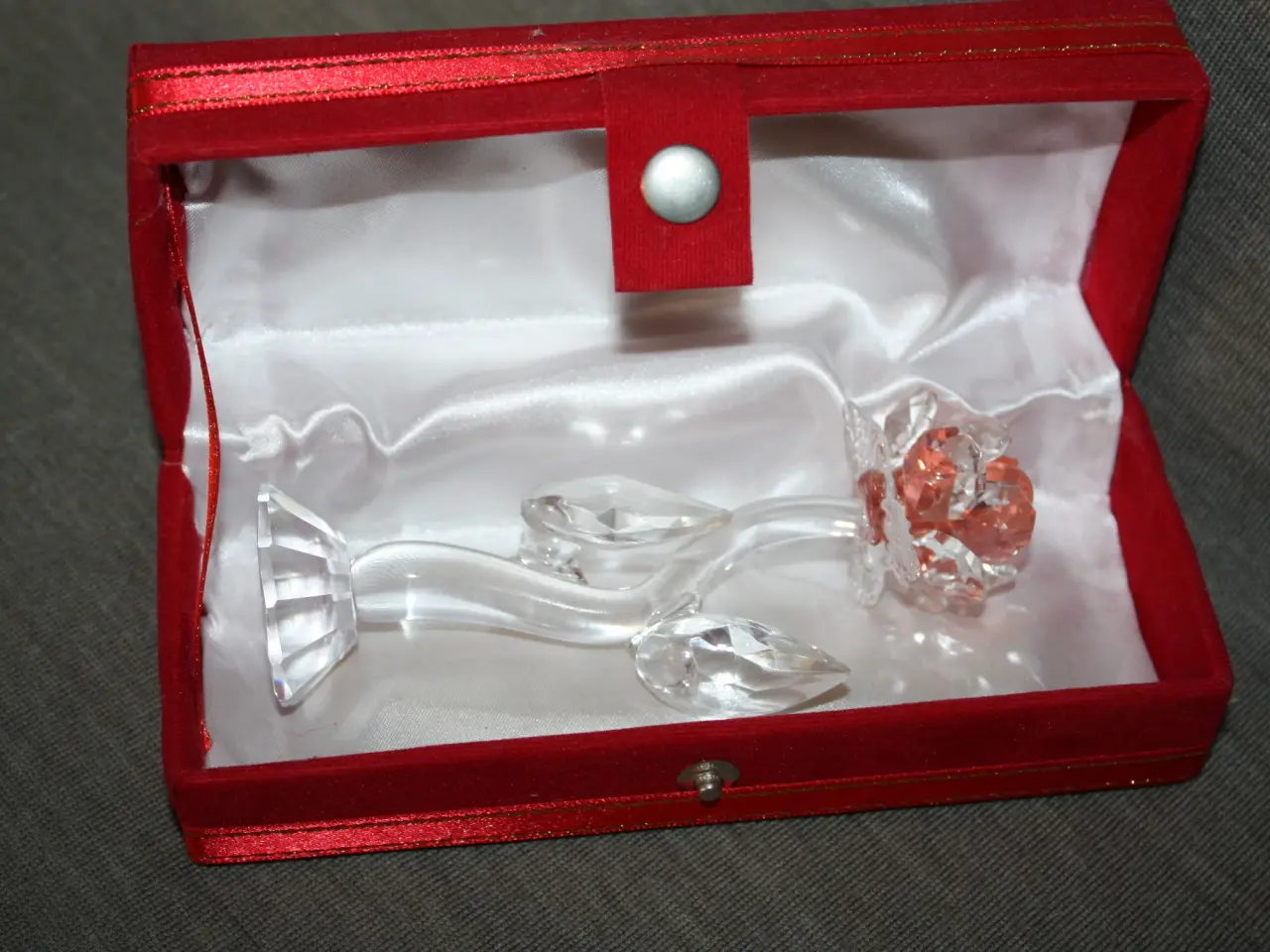Billede 5 - Crystal / glas blomst i original æske højde 14 cm