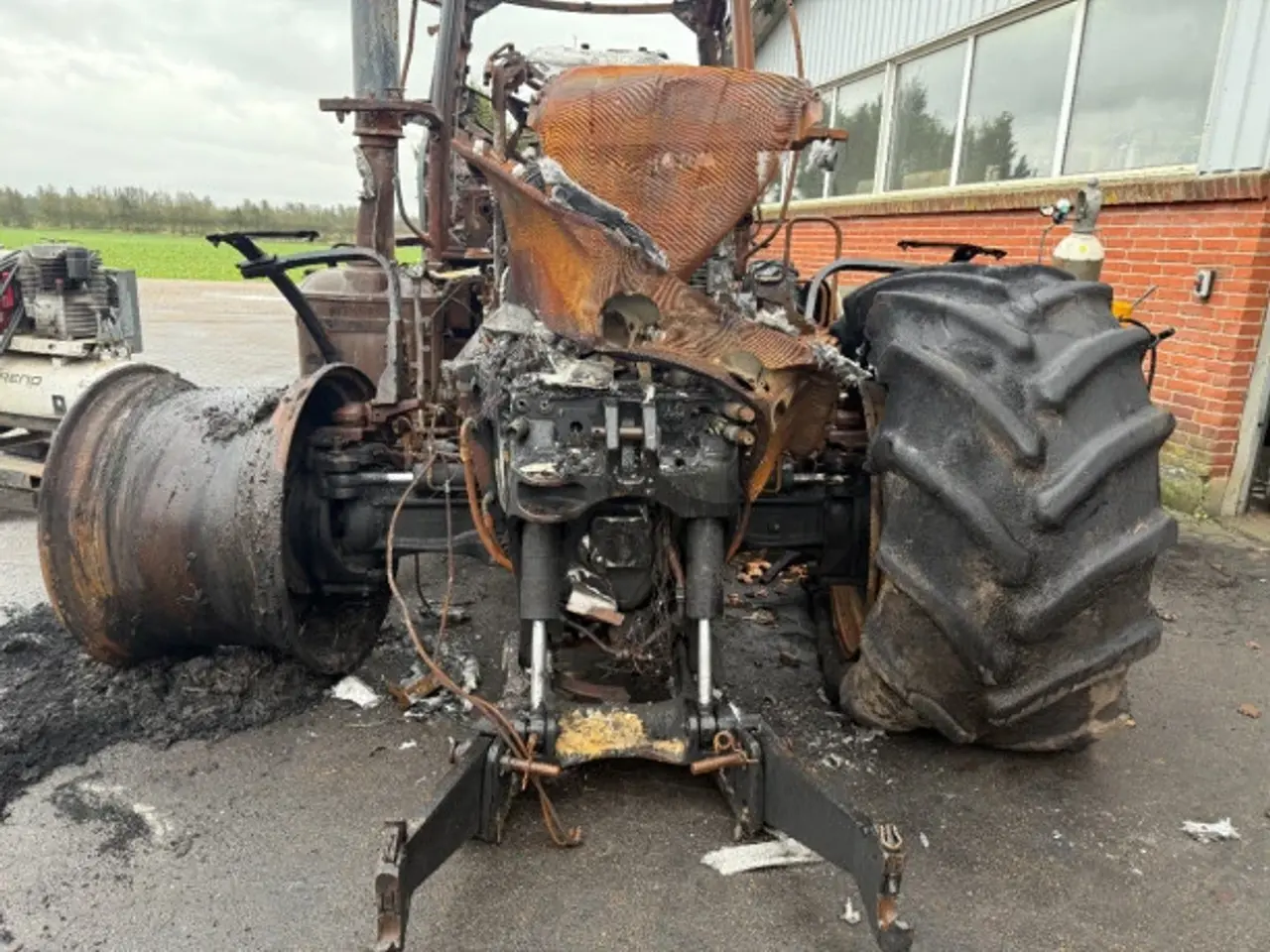 Billede 2 - New Holland T7.315 Sælges i dele/For parts