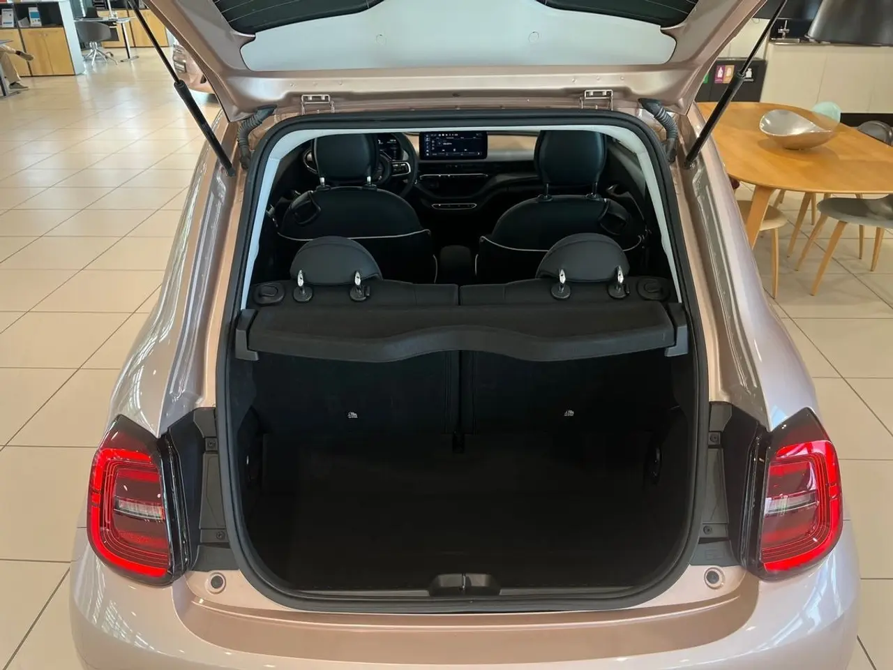 Billede 9 - Fiat 500e 42 Icon