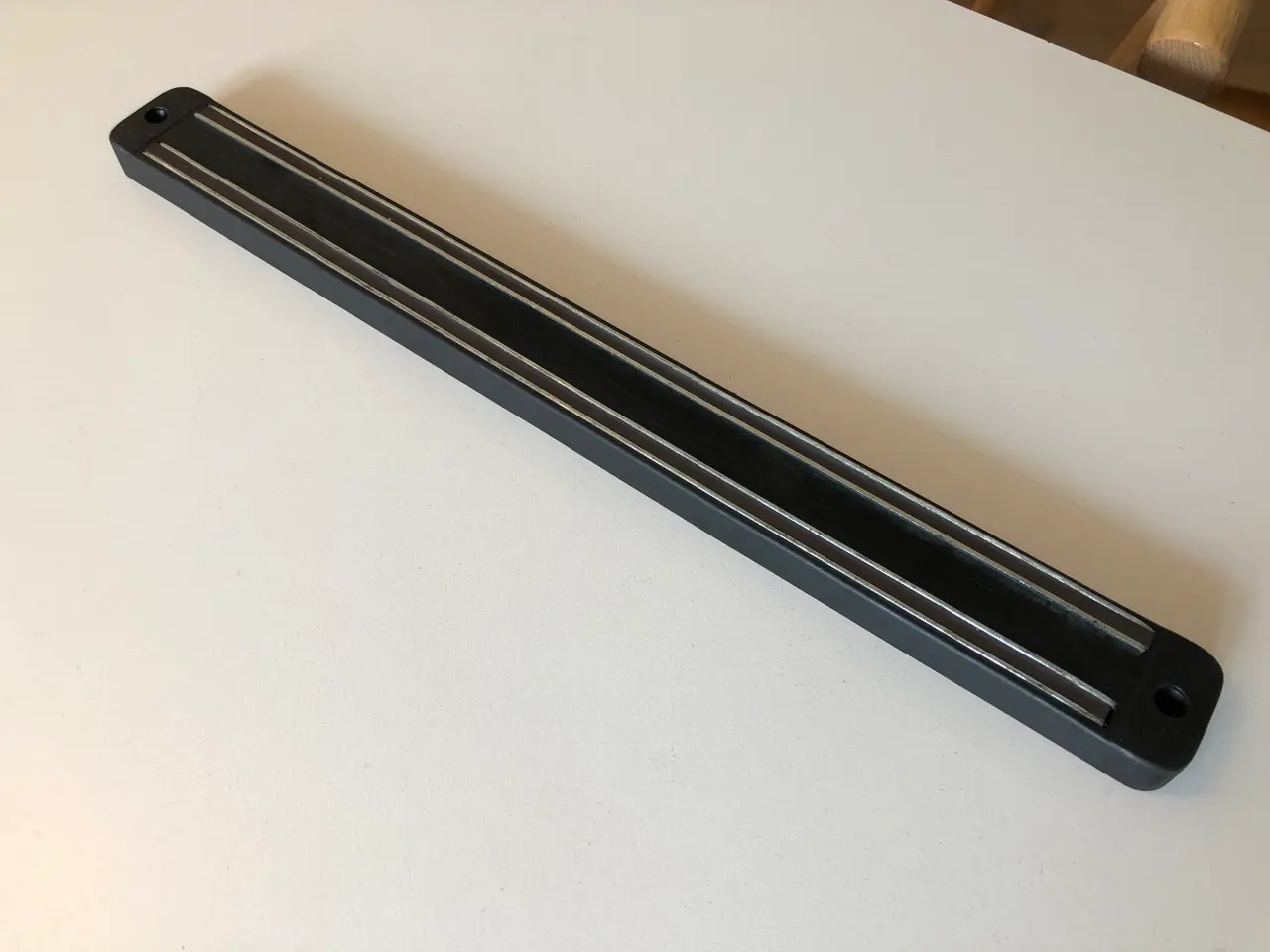 Billede 2 - Knivmagnet i sort