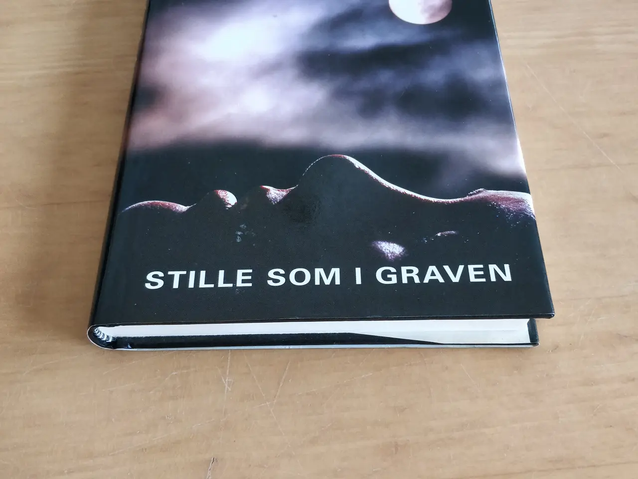 Billede 2 - Stille som i graven, Mary Higgins Clark